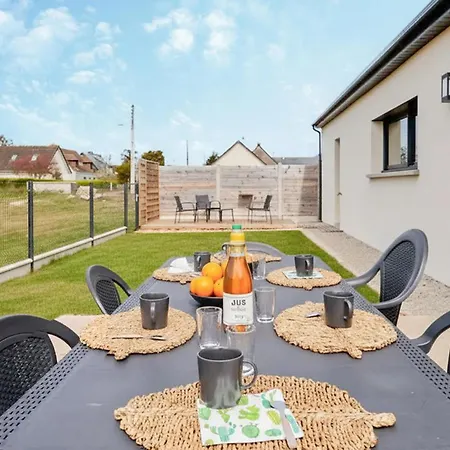 Cozy In Germain Sur Ay With Wifi Сasa de vacaciones Saint-Germain-sur-Ay