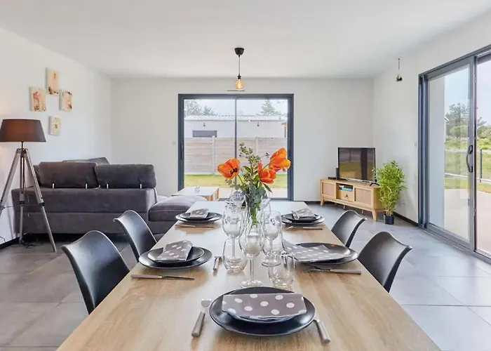 Cozy In Germain Sur Ay With Wifi