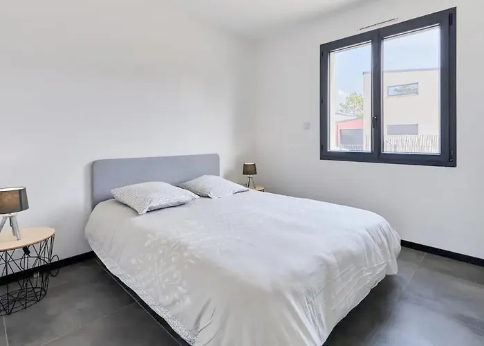 Cozy In Germain Sur Ay With Wifi *