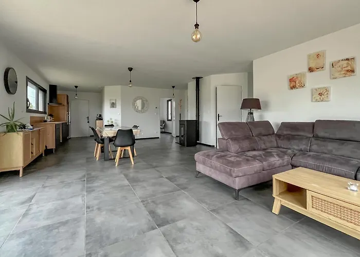 Cozy In Germain Sur Ay With Wifi Saint-Germain-sur-Ay